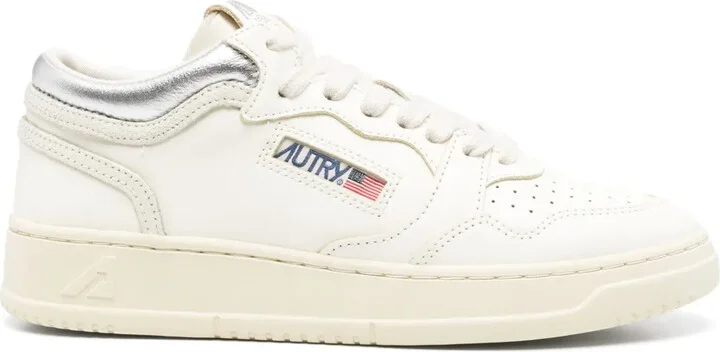 Medalist low sneakers