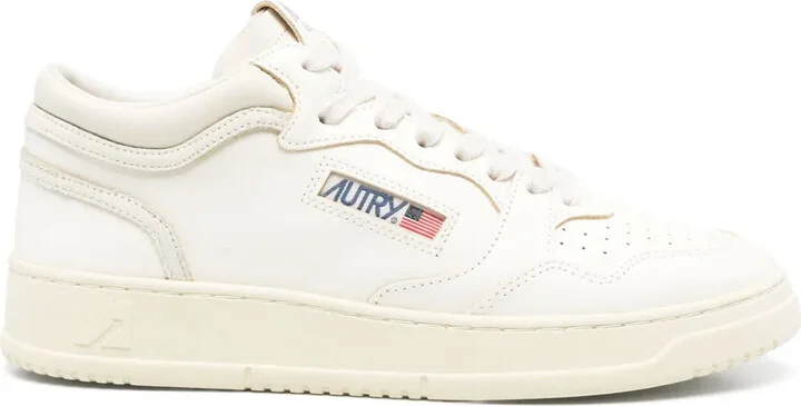 Medalist low sneakers
