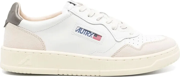 Medalist low sneakers