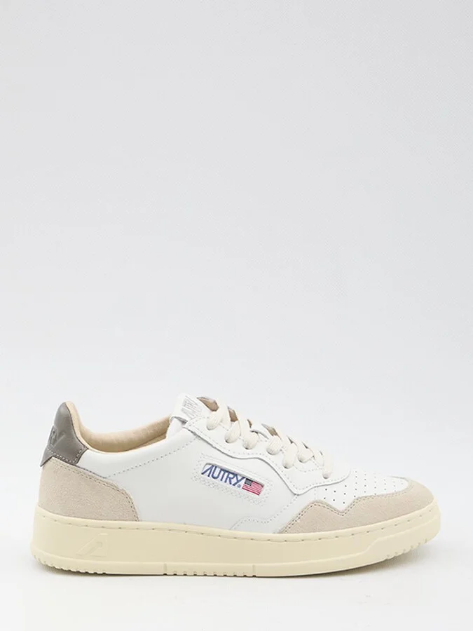 Medalist Low Sneakers