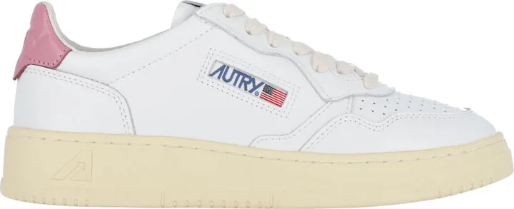 medalist Low Sneakers