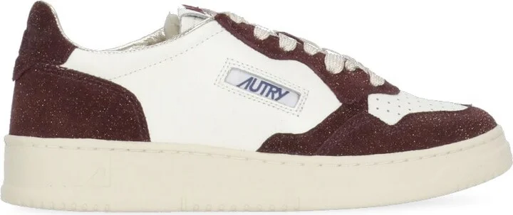Medalist Low Sneakers