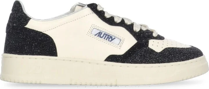 Medalist Low Sneakers