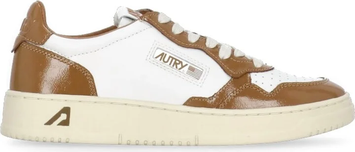 Medalist Low Sneakers