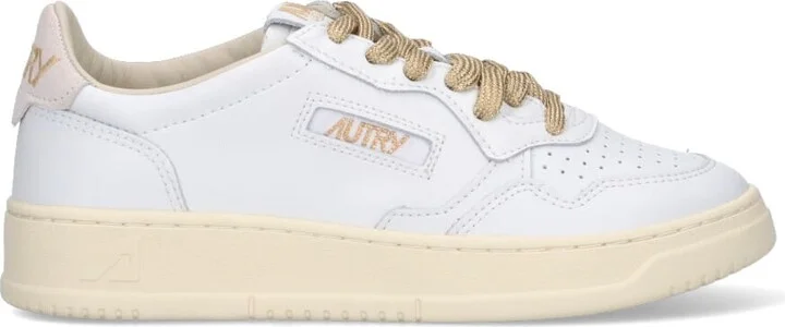 medalist Low Sneakers