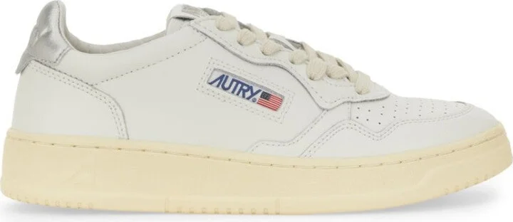 Medalist Low Sneakers