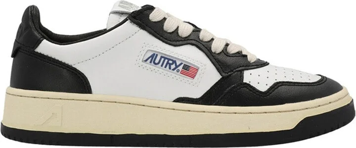 'Medalist Low' Sneakers