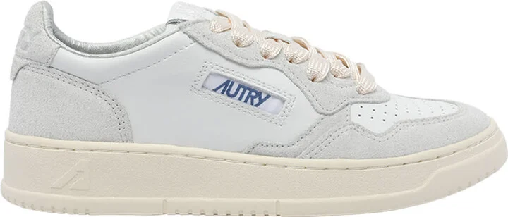 Medalist Low Sneakers