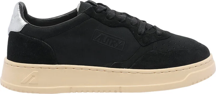 Medalist Low Sneakers