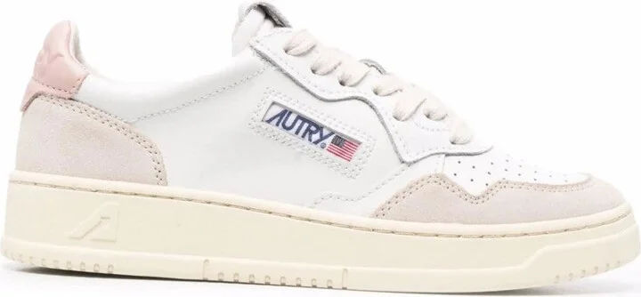 Medalist Low Sneakers
