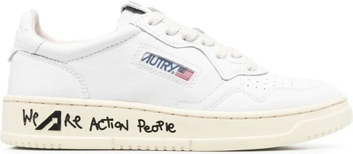 Medalist Low Sneakers