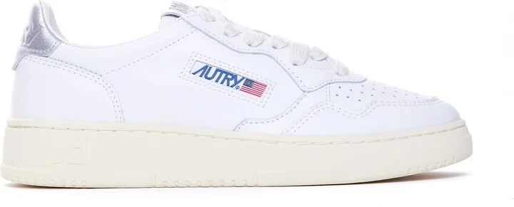 Medalist Low Sneakers