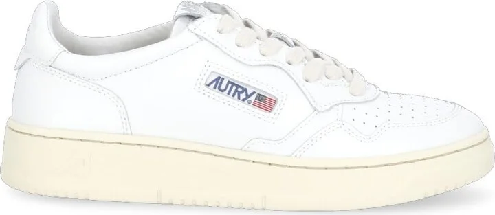 Medalist Low Sneakers