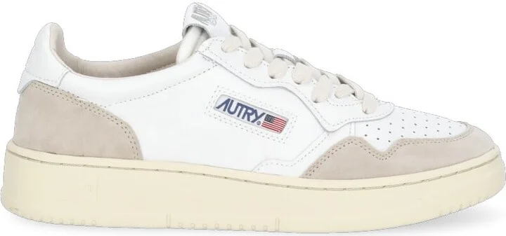 Medalist Low Sneakers