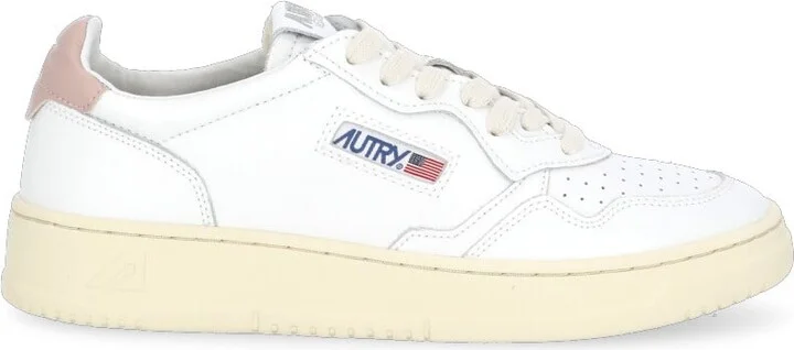 Medalist Low Sneakers
