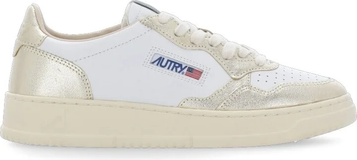 Medalist Low Sneakers