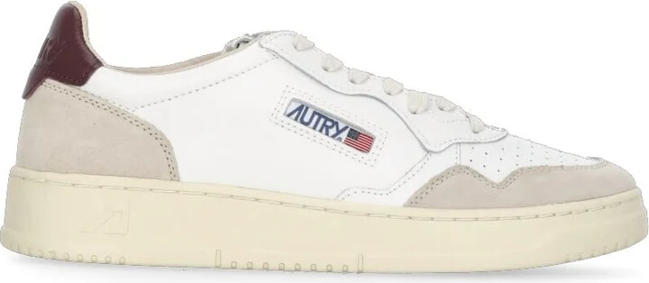 Medalist Low Sneakers