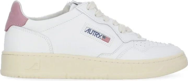 Medalist Low Sneakers