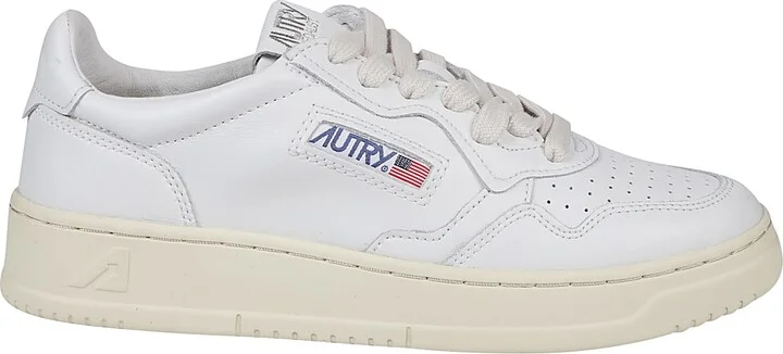 Medalist Low Sneakers