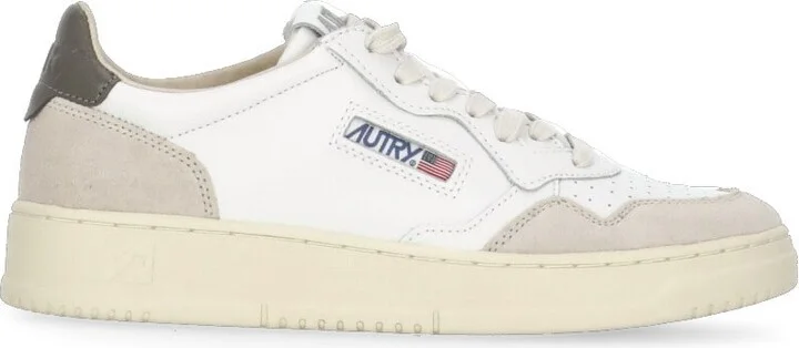 Medalist Low Sneakers