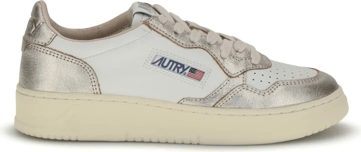Medalist Low Sneakers
