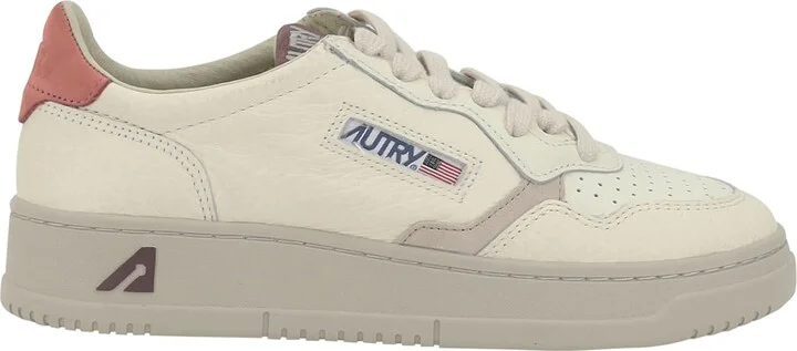 Medalist Low Sneakers