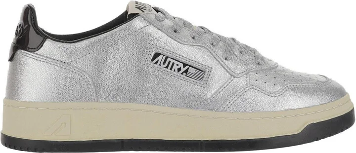 Medalist Low Sneakers