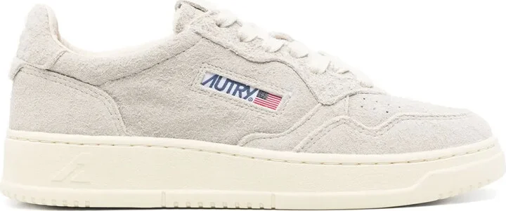 neutrals