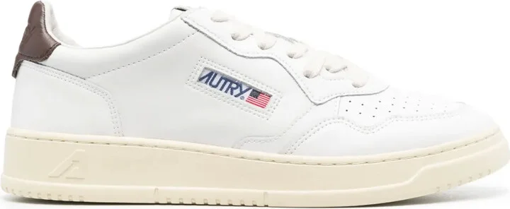 Medalist low-top leather sneakers