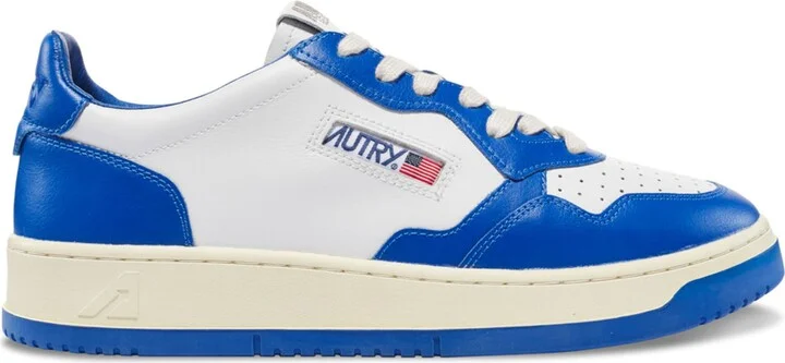 Medalist Low Top Sneaker - Image 3