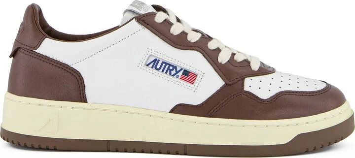 Medalist Low Top Sneaker - Image 3