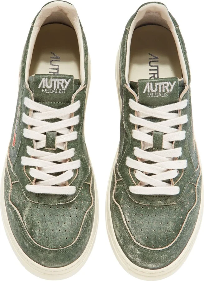 Medalist Low Top Sneaker - Image 4