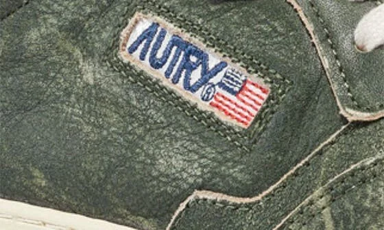 Medalist Low Top Sneaker - Image 7