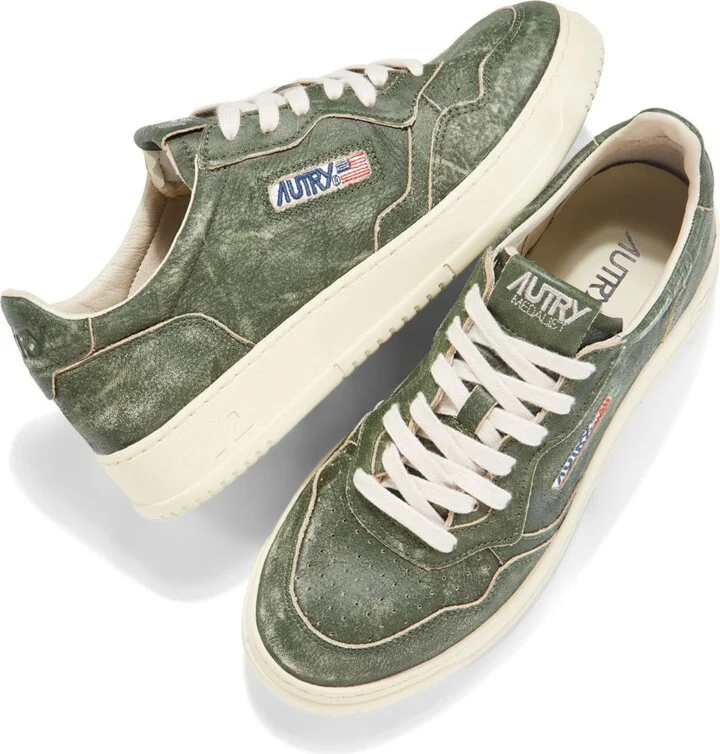 Medalist Low Top Sneaker - Image 8