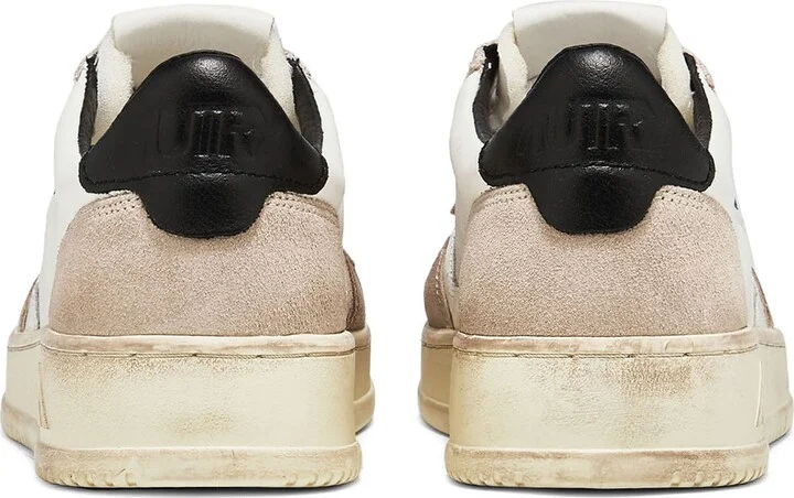 Medalist Low Top Sneaker - Image 2