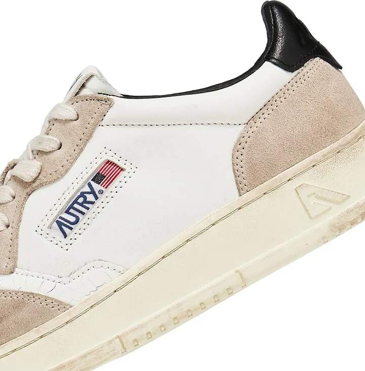 Medalist Low Top Sneaker - Image 6