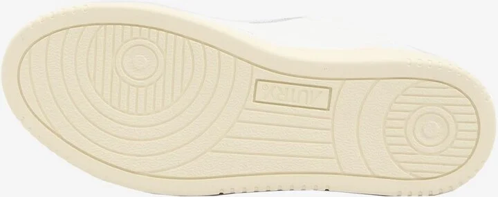 Medalist Low-Top Sneakers - Image 3
