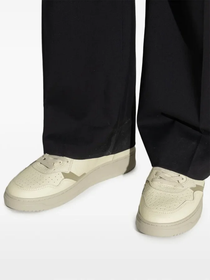 Medalist low-top sneakers - Image 4