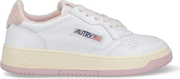 medalist Low-top Sneakers