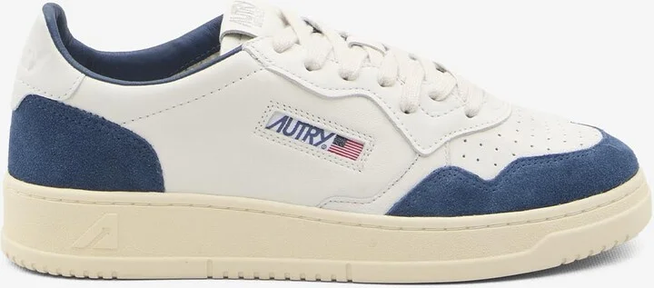 Medalist Low-Top Sneakers