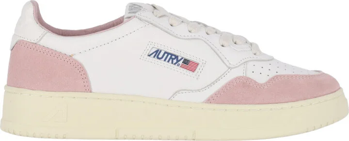 medalist Low-top Sneakers