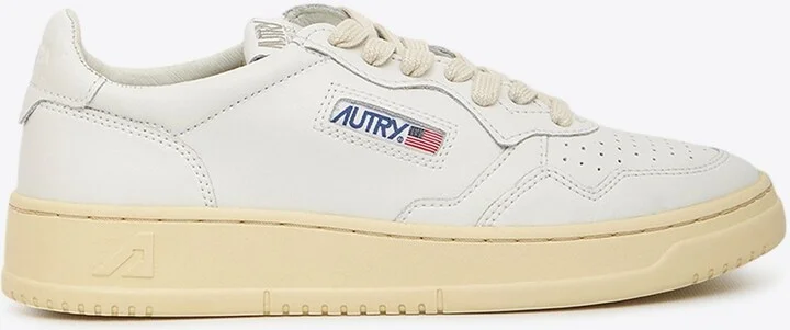 Medalist Low-Top Sneakers