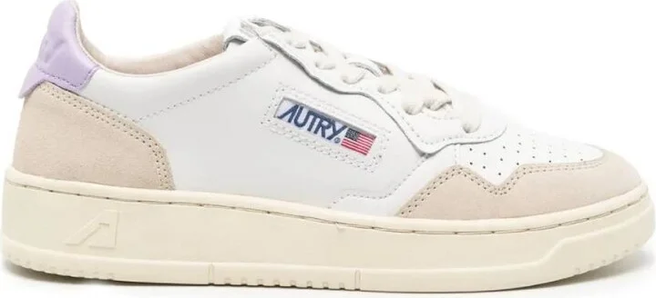 Medalist Low-Top Sneakers