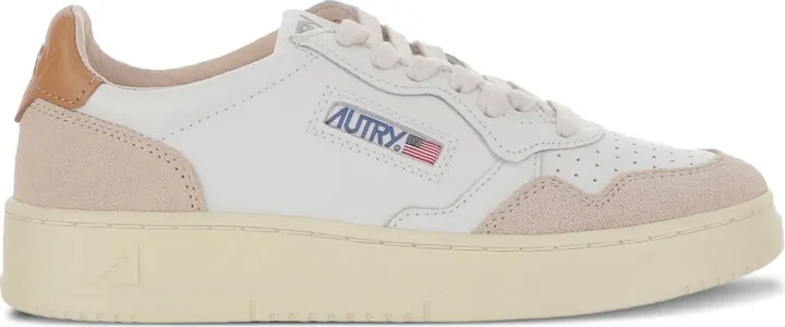 Medalist low-top sneakers