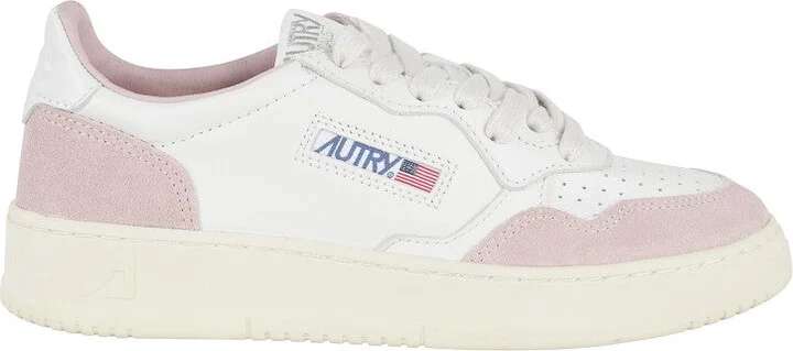 Medalist Low-Top Sneakers
