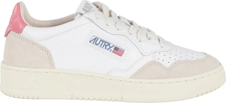 Medalist Low-Top Sneakers