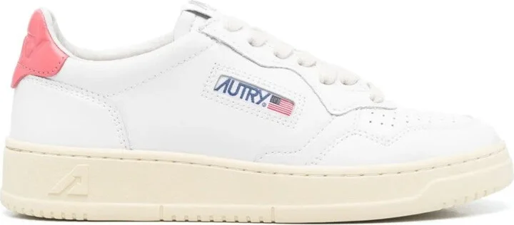 Medalist Low-Top Sneakers