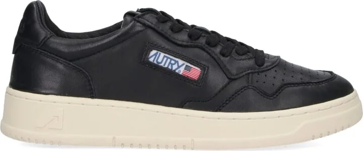 medalist Low-top Sneakers