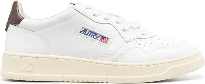 Medalist Low Top Trainers