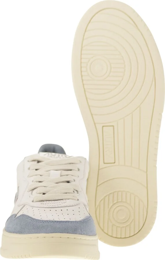 Medalist Low - White Leather And Suede Sneakers In Powder - Image 5